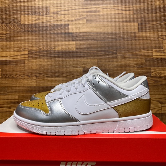 Nike Dunk low womens heirloom - Picture 5 of 14
